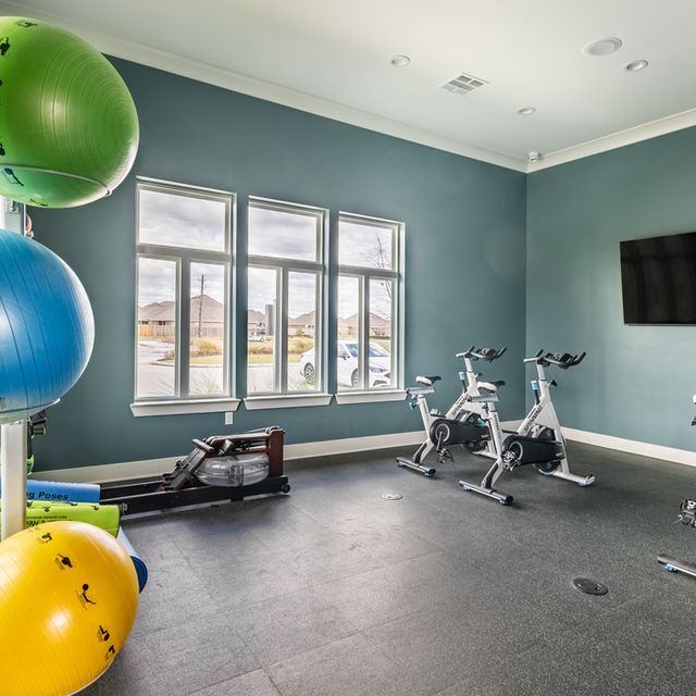 Oasis at Southpark - Fully-Equipped Fitness Center