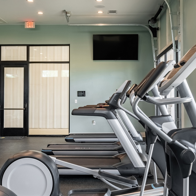 Oasis at Southpark - Fully-Equipped Fitness Center