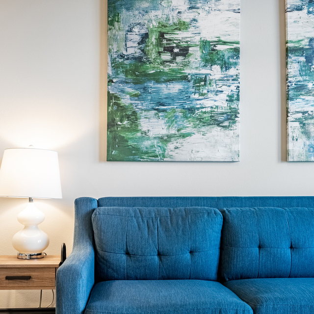 Oasis at Southpark - Cozy Living Room