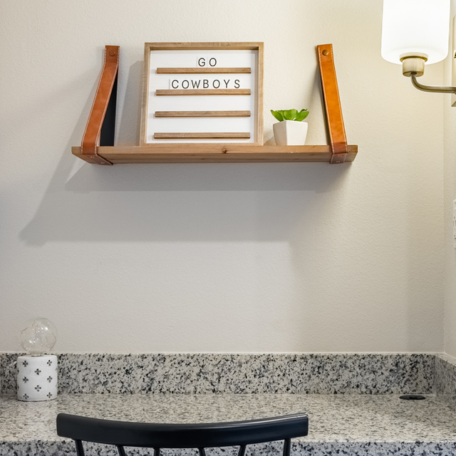 Oasis at Southpark - Cozy Work Station