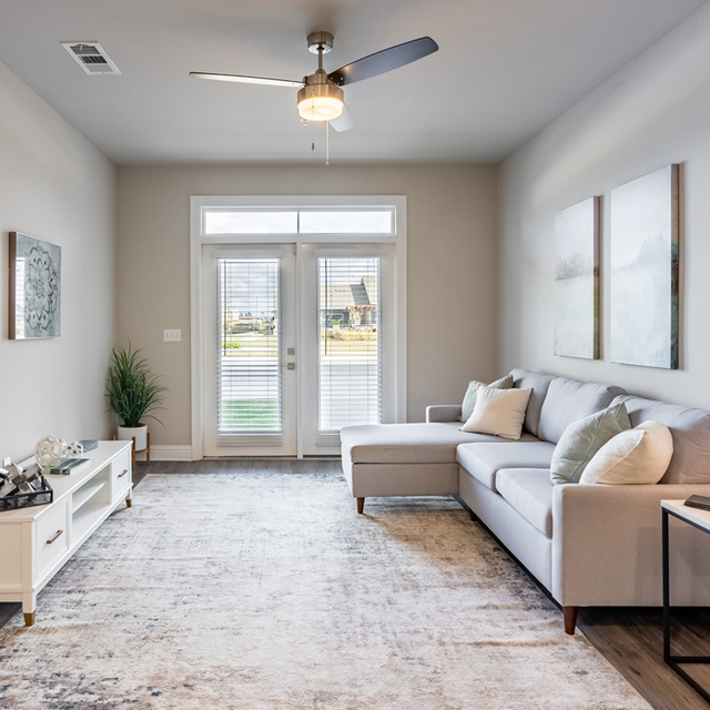 Oasis at Southpark - Cozy Living Room