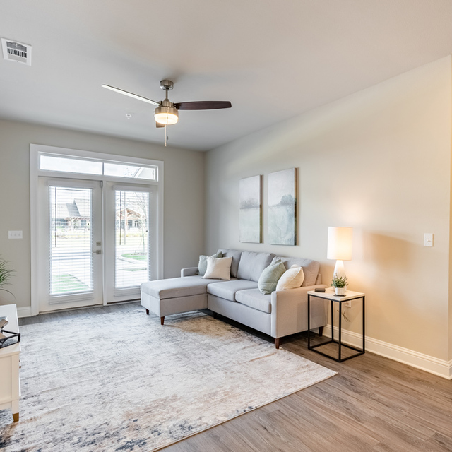 Oasis at Southpark - Cozy Living Room