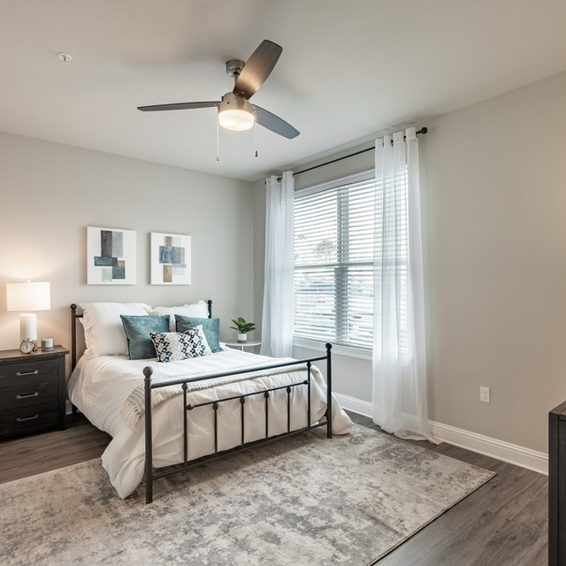 Oasis at Southpark - Cozy Bedroom