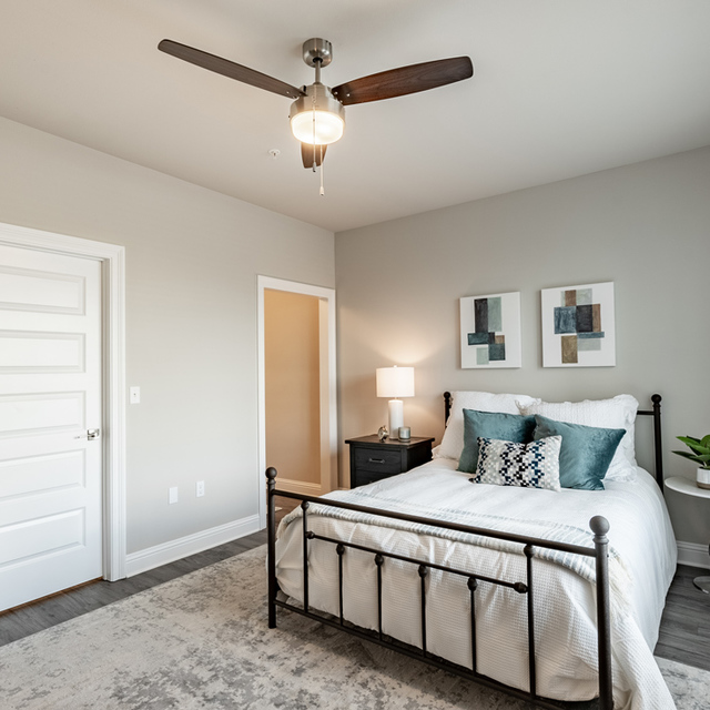 Oasis at Southpark - Cozy Bedroom