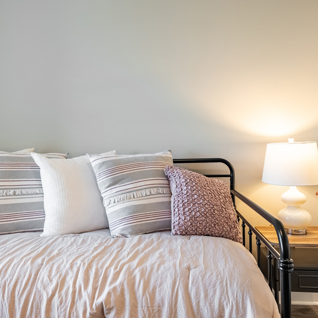 Oasis at Southpark - Cozy Bedroom