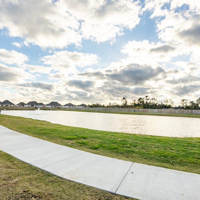 Oasis at Southpark - Building Exterior