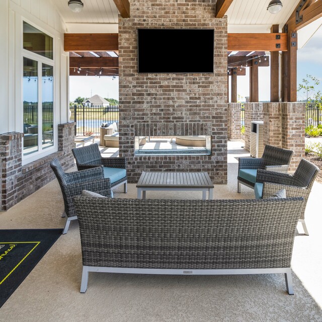 Oasis at Southpark - Outdoor Lounge and Grilling Area